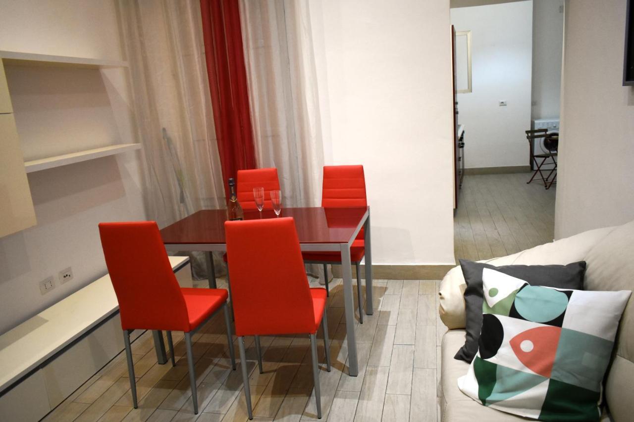 Casa Vacanza La Collegiata Катания Екстериор снимка